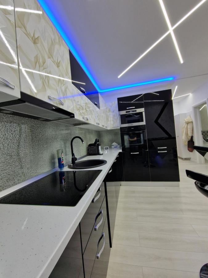 Noah Residence Alba Iulia Exterior foto